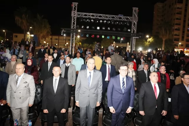 وزير الثقافة ومحافظ أسوان يفتتحان المهرجان الدولى الثالث عشر 