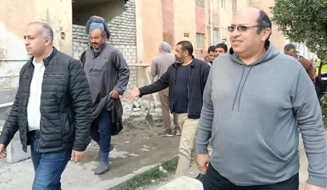 شاهد أهم فيديو.. قيادات جهاز بدر يغلقوا 80 محل بمنطقة الزلزال للت