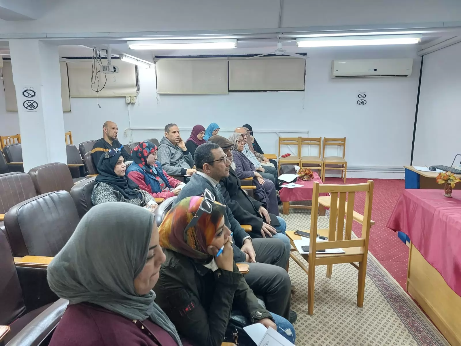 ︎جامعةالقناة تطلق برنامجًا تدريبيًا حول الجوانب المالية بالجامعات