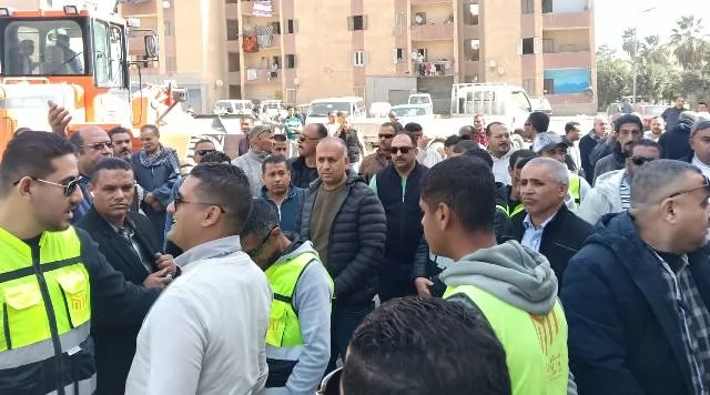 شاهد بالفيديو قيادات جهاز بدر أمام طوفان جماهير الزلزال بعد غقل 3
