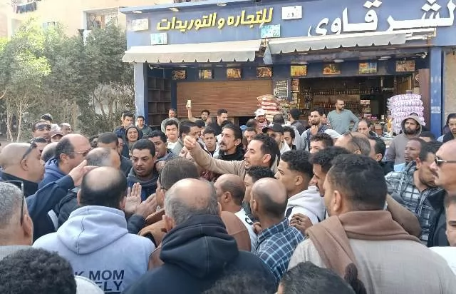 شاهد بالفيديو قيادات جهاز بدر أمام طوفان جماهير الزلزال بعد غقل 3