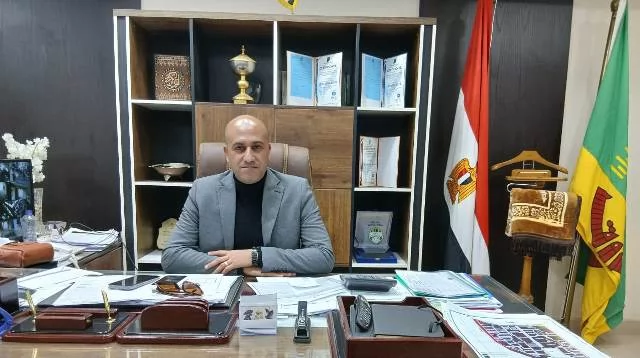 حملة شرسة من جهاز الشروق على المخالفات وتحرير 16 محضر.. بالصور