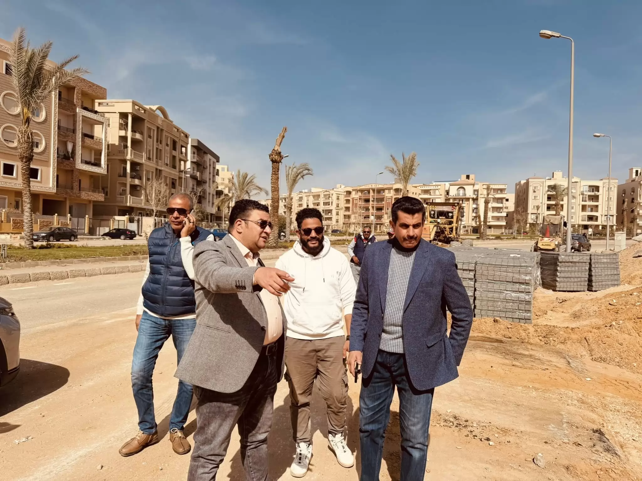 رئيس الجهاز يتابع رفع كفاءة الخدمات بالتجمع الخامس .. صور