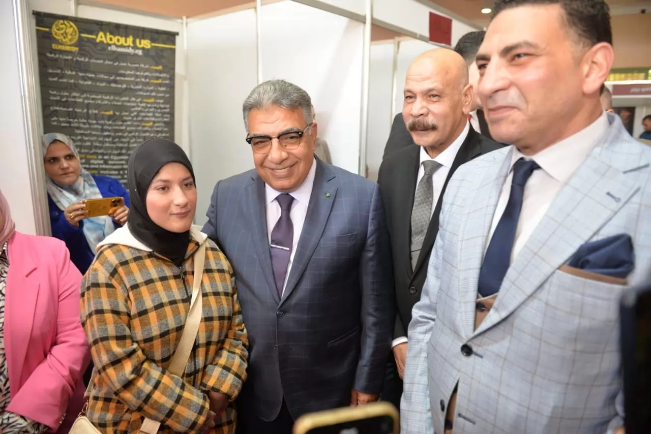 محافظ الدقهلية يفتتح ملتقى التوظيف في استاد المنصورة