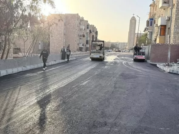 تطوير ورصف شوارع حي ثالث الإسماعيلية..صور