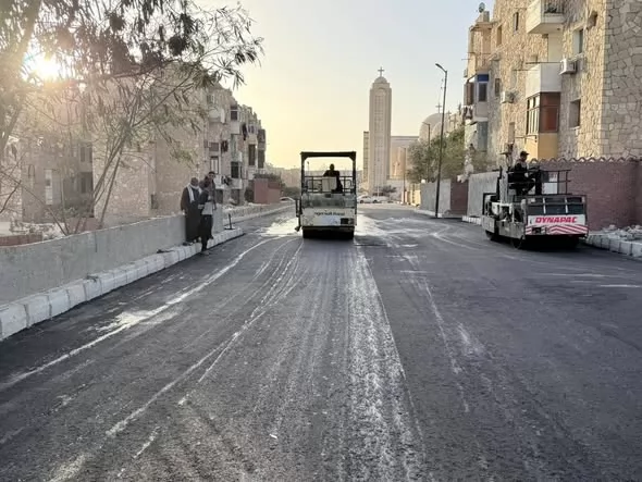تطوير ورصف شوارع حي ثالث الإسماعيلية..صور