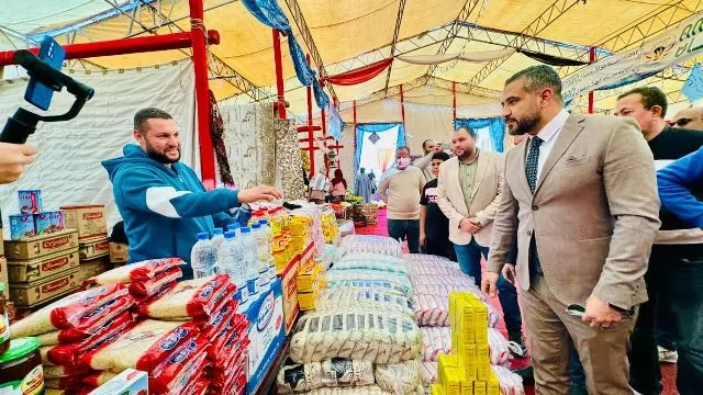 رئيس جهاز العبور الجديدة يفتتح معرض 