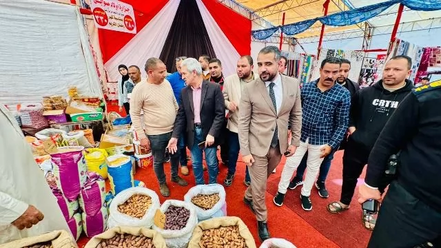 رئيس جهاز العبور الجديدة يفتتح معرض 