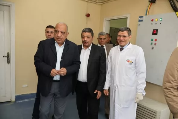 وزير الكهرباء يتفقد هيئة الطاقة الذرية بأنشاص
