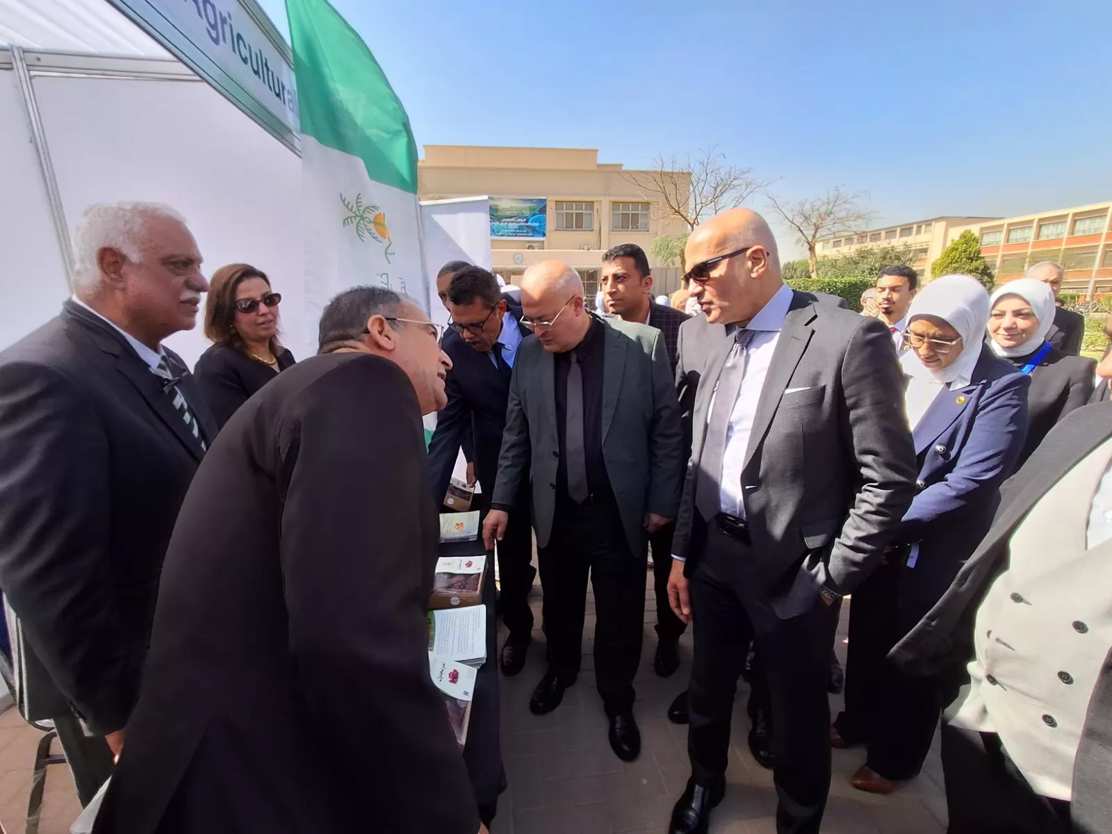 جامعة عين شمس تقود التحول الرقمي الزراعي