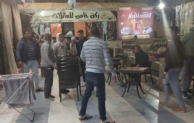 حملة ليلية خاطفة من جهاز مدينة بدر على إشغالات الزهور والريحان.. 