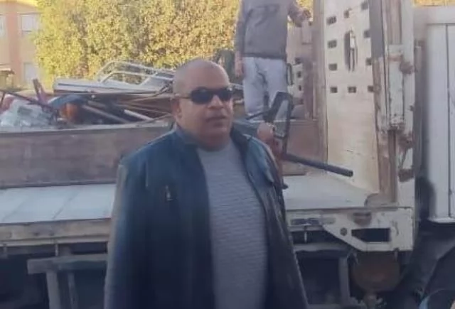 حملة ليلية خاطفة من جهاز مدينة بدر على إشغالات الزهور والريحان.. 