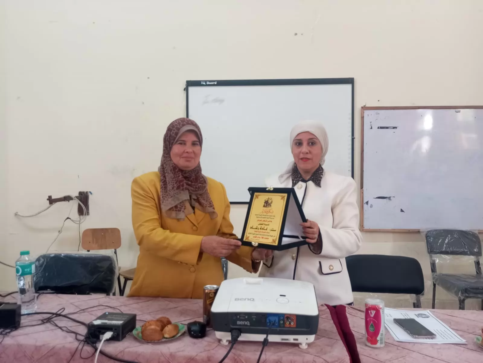 مستشار الفلسفة تدشن مبادرة توعوية بالإسماعيلية..صور