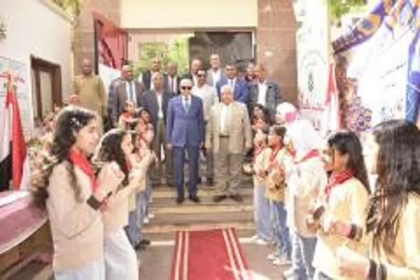 محافظ الأقصر يفتتح مهرجان 