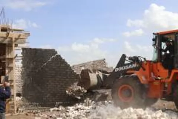 مكي يتابع أعمال الموجة الـ 28لإزالة التعديات على أملاك الدولة 