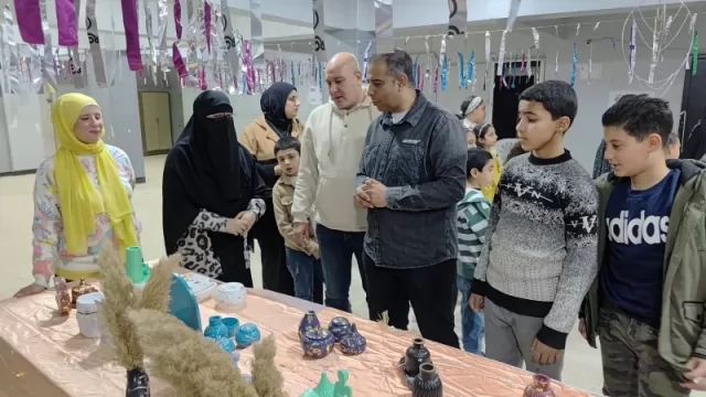 الفرماوي يشهد المعرض الختامي لبرنامج الفنون التشكيلية