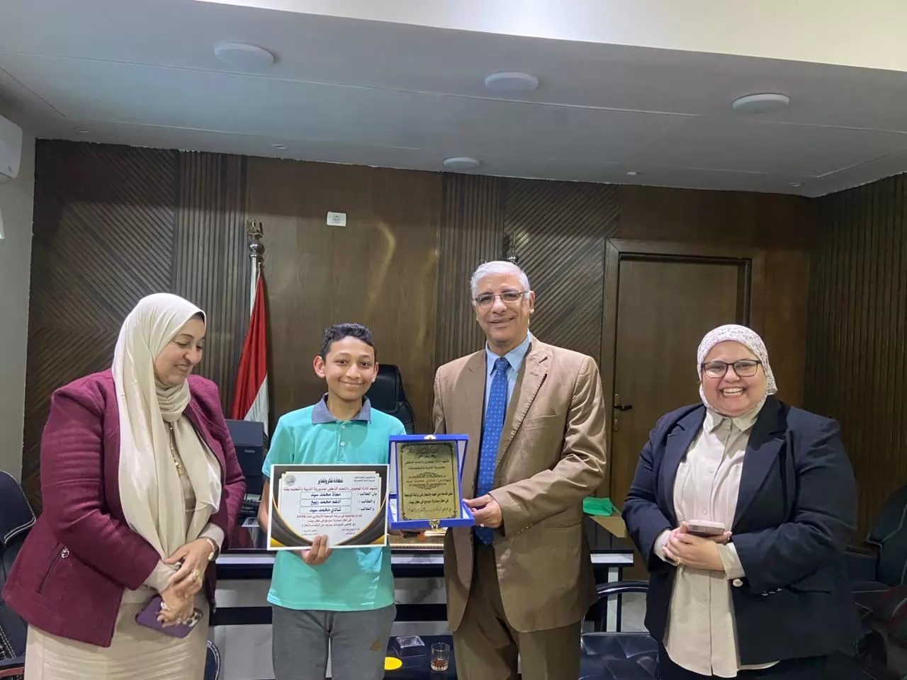 وكيل تعليم قنا يكرم الفائزين في مبادرة «مبرمج في كل بيت»