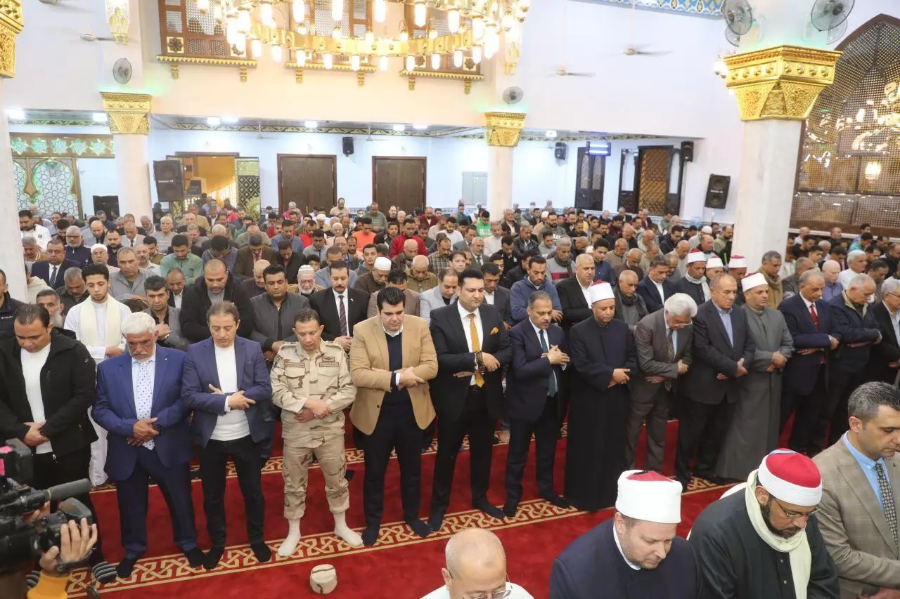محافظ الشرقيةيفتتح مسجد كفرأبوحسين بالزقازيق بتكلفة 11 مليون جنيه