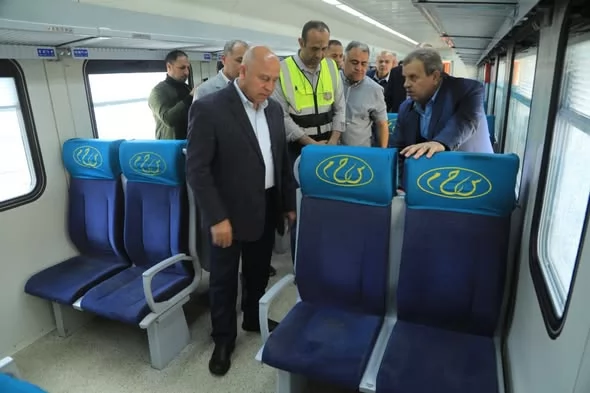 النقل: لا خروج للقطارات إلا بعد التأكد التام من سلامتها الفنية