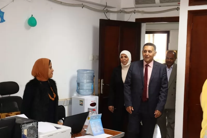 محافظ القليوبية يتفقد ديوان عام المحافظة  