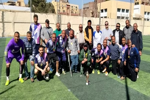   فريق العاملين بجامعة أسيوط يفوز بالمركز الأول في كرة القدم 
