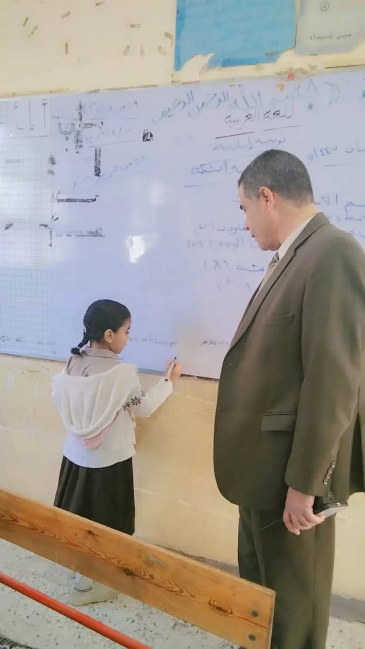 إشادة بانضباط العملية التعليمية بمدرسة خالد بن الوليد بأبوزعبل 