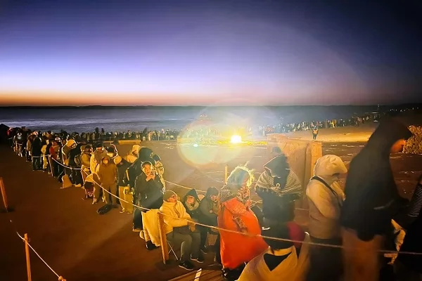 فعاليات حدوث ظاهرة تعامد الشمس بأبو سمبل بحضور أكثر من 2000 سائح