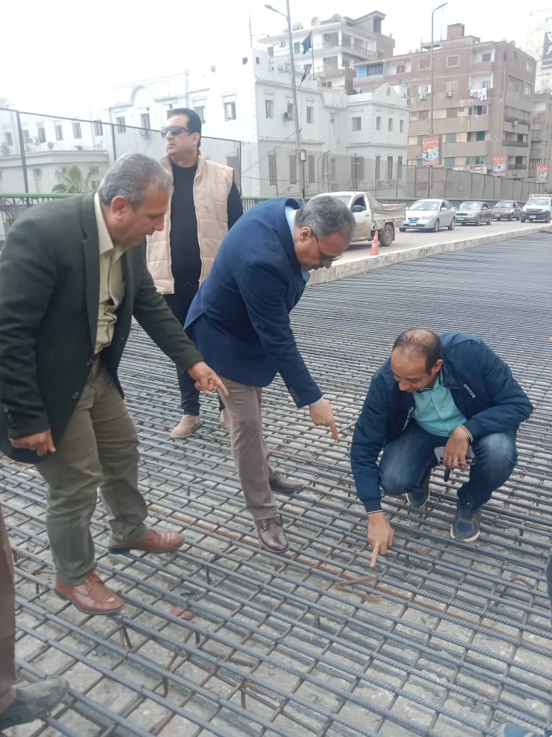 محافظ الشرقية يتابع التجهيزات النهائية بكوبري الصاغة بالزقازيق