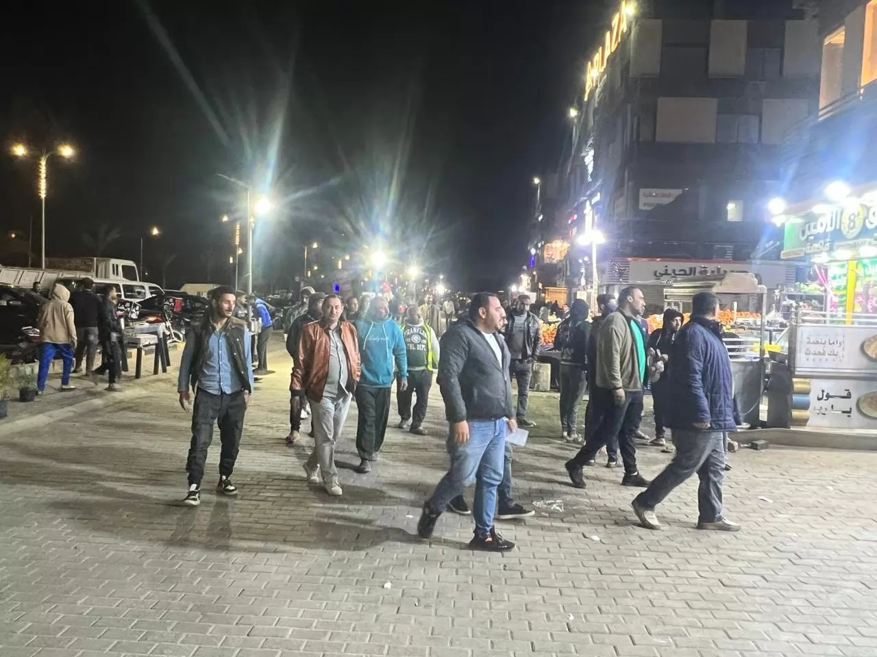 حملة مكبرة لإزالة إشغالات بالشيخ زايد .. صور
