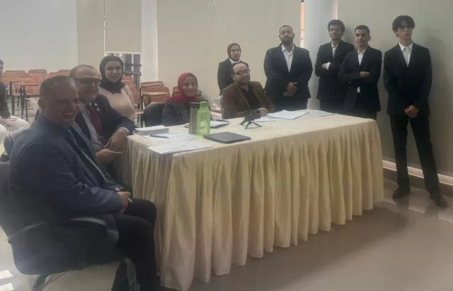 طلاب الذكاء الإصطناعى بالمصرية الروسية يقدمون 41 مشروع تخرج.. صور