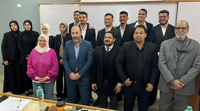 طلاب هندسة الجامعة المصرية الروسية يقدموا مشروعات تخرج متميزة.. ب