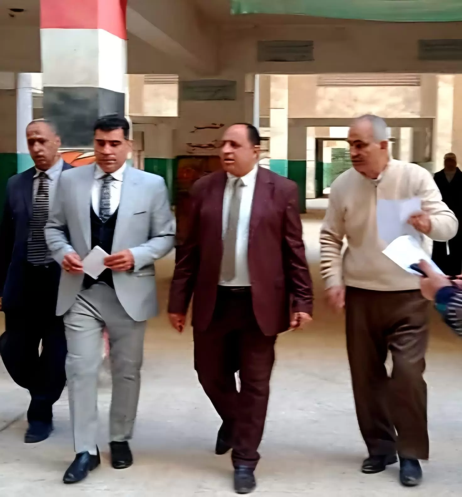غراب في جولة ميدانية لعدد من الإدارات لتحقيق الانضباط داخل مدارس القليوبية