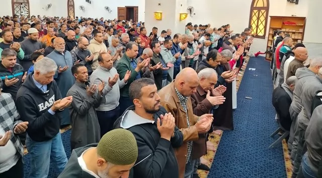 سيد جلال: مسجد أحباب المصطفى بالشروق يحيى انتصارات شهر رمضان.. في