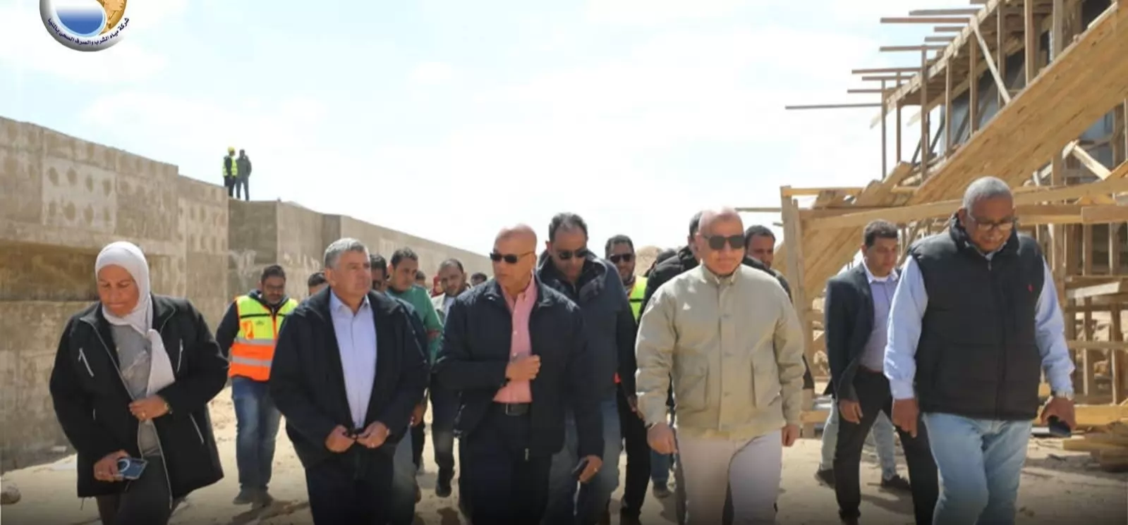 نائب وزيرةالإسكان للمرافق يتفقد مشروعات