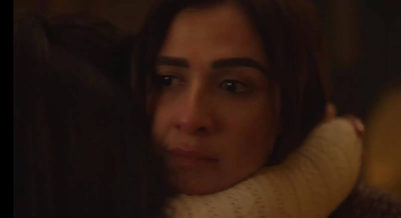 مواجهة نارية بين ياسمين عبد العزيز وسينتيا خليفة في 