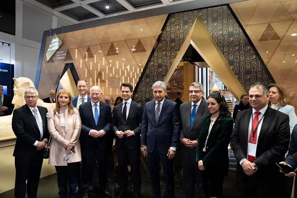 وزير السياحة يستقبل زيارات هامة للجناح المصري في بورصة برلين 2026