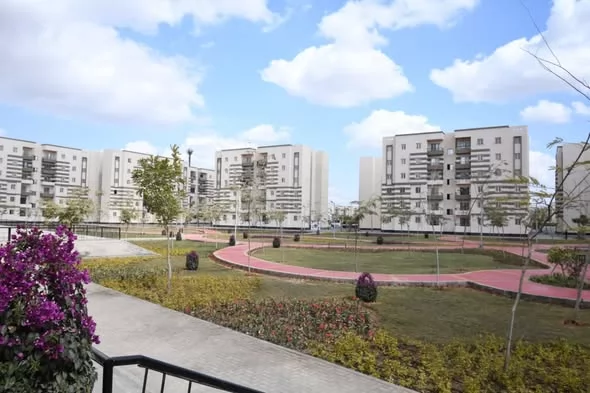 رئيس البنك الدولي يتفقد وحدات 