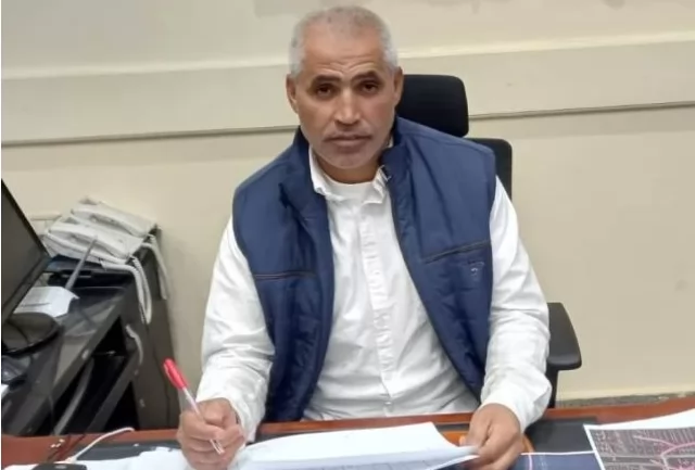 جهاز مدينة بدر يشن حملة مكبرة على إشغالات ومخالفات منطقة الزلزال.