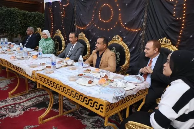 محافظ سوهاج يشارك في حفل الإفطار الجماعي لذوي الهمم