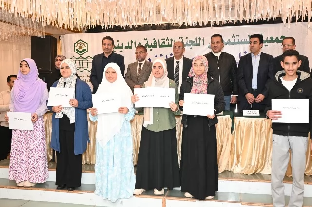 العاشر من رمضان تكرّم حفظة القرآن الكريم بمشاركة ٢٥٠٦  متسابق.. ب