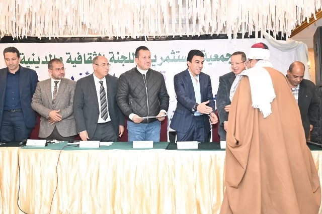 العاشر من رمضان تكرّم حفظة القرآن الكريم بمشاركة ٢٥٠٦  متسابق.. ب