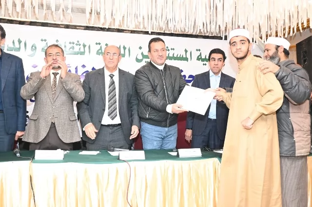 العاشر من رمضان تكرّم حفظة القرآن الكريم بمشاركة ٢٥٠٦  متسابق.. ب