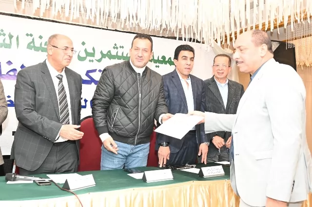 العاشر من رمضان تكرّم حفظة القرآن الكريم بمشاركة ٢٥٠٦  متسابق.. ب