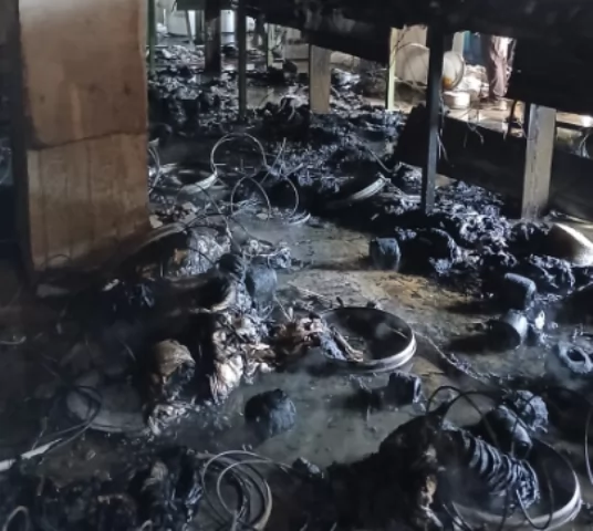 السيطرة على حريق مصنع نسيج بحي غرب شبرا الخيمة 