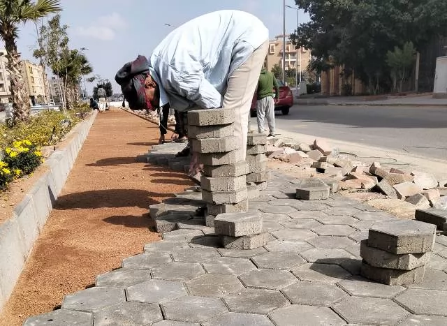 رئيس جهاز الشروق يكشف عن أحدث مشروعات تطوير الطرق والزراعة.. بالص