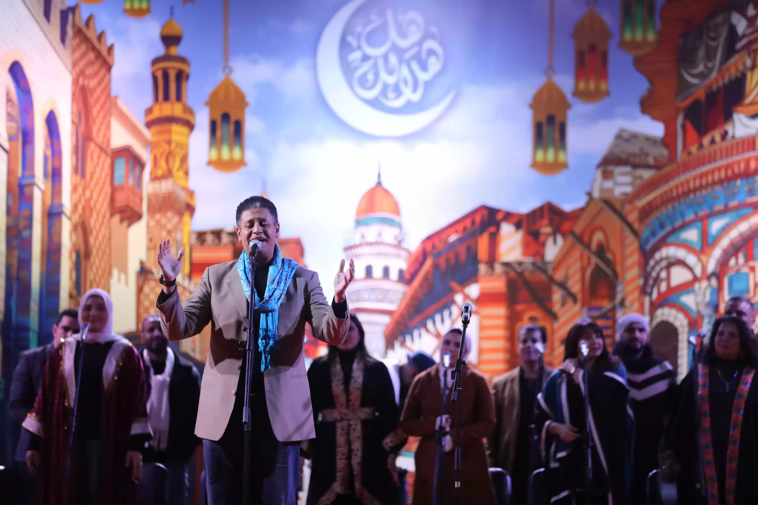 فرقة «أعز الناس» تحيي الليلة الحادية عشرة لـ «هل هلالك 10»