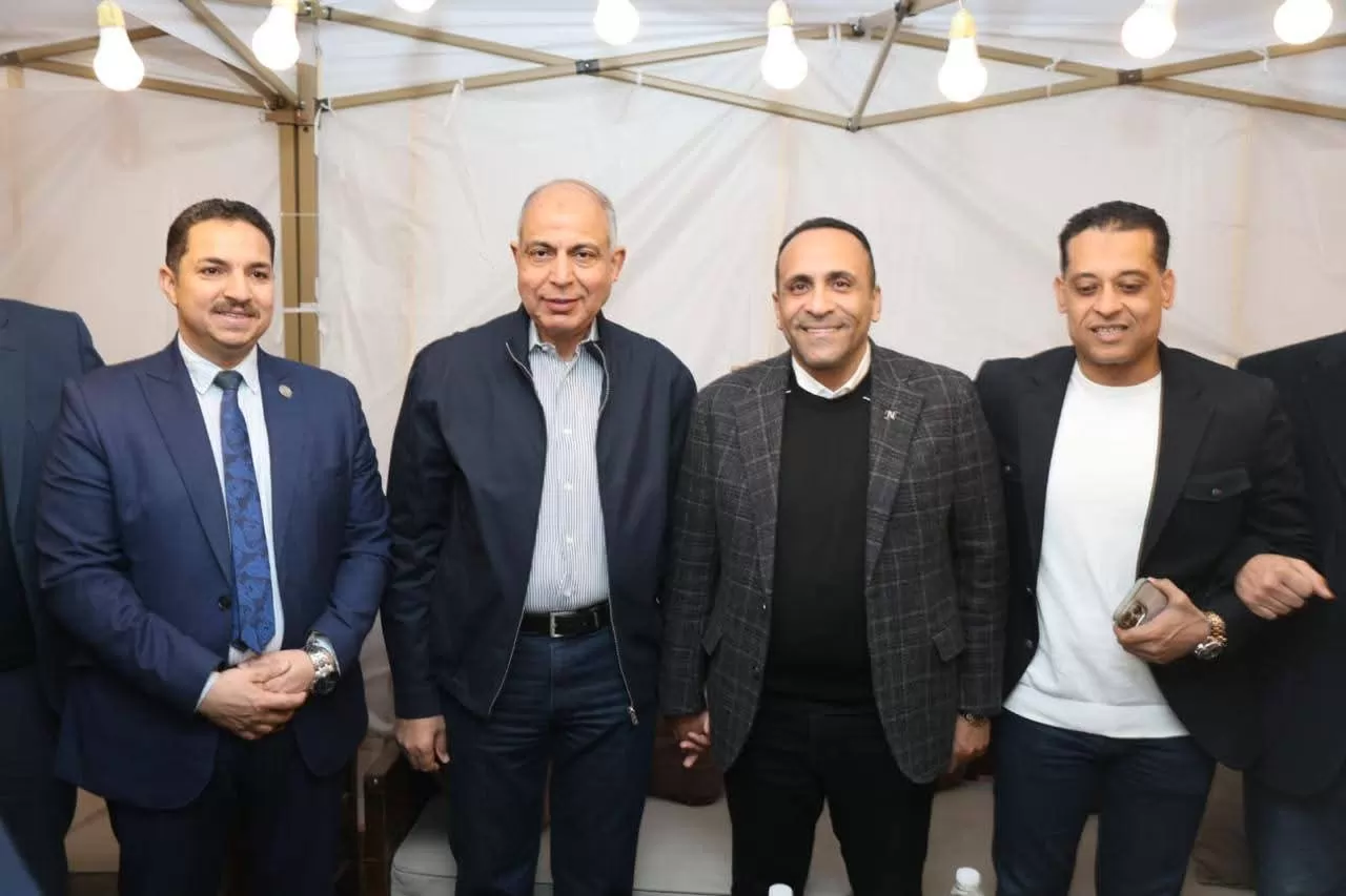 «مائدة وطن واحد».. محافظ المنيا يشارك في إفطار رمضاني لحزب مستقبل