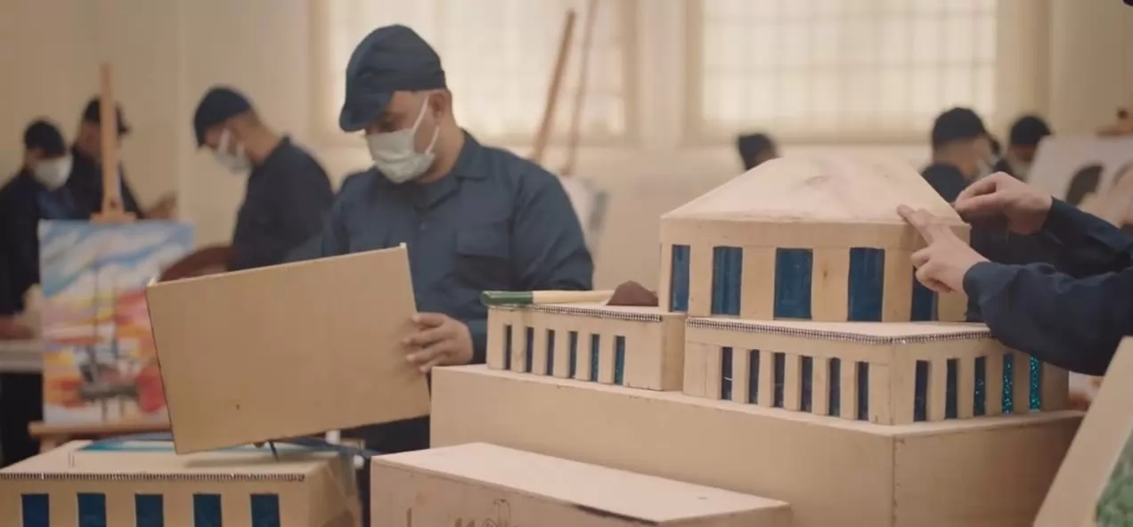 إشادة رئاسية بالمنظومة العقابية  وداعا للسجون من قاموس وزارة الدا