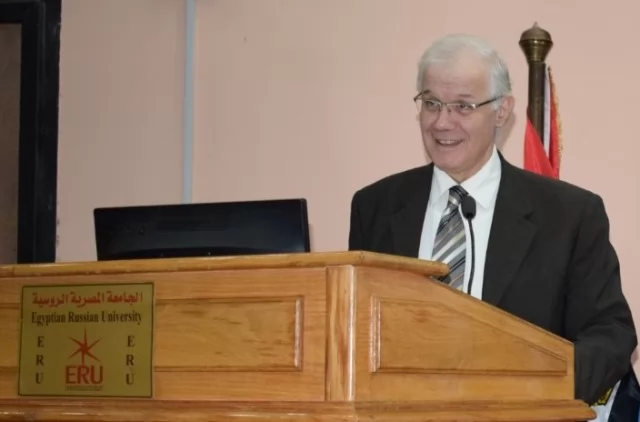 الجامعة المصرية الروسية تنظم حفلات إفطار للطلاب وسط أجواء مبهجة..