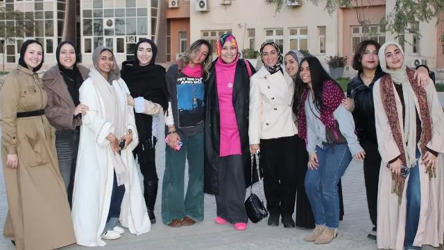 الجامعة المصرية الروسية تنظم حفلات إفطار للطلاب وسط أجواء مبهجة..